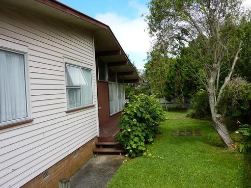 8 Kapiti Place, Sunnynook