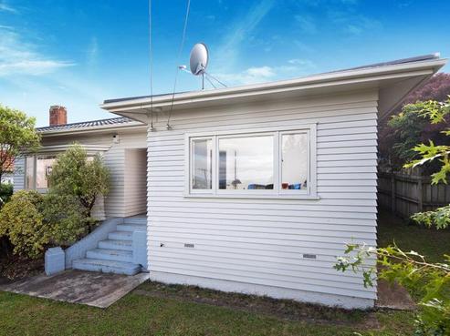24 Hayr Road, Three Kings