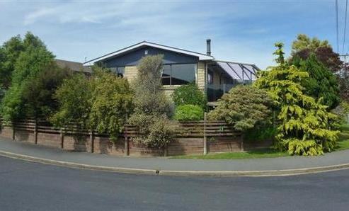 207 Dalziel Road, Brockville