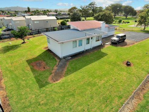100 Dawson Road, Otara