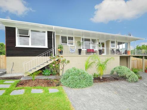 33 Deerness Crescent, Algies Bay