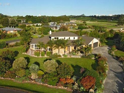 7 Cairn Way, Kamo