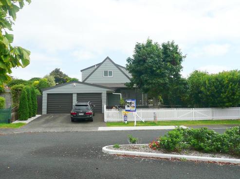 4 Prestwick Place, Wattle Downs