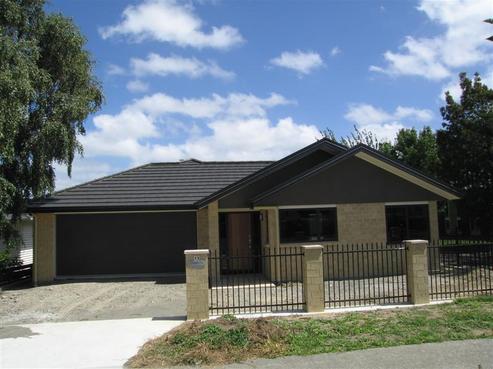 11 Johnson Street, Bulls