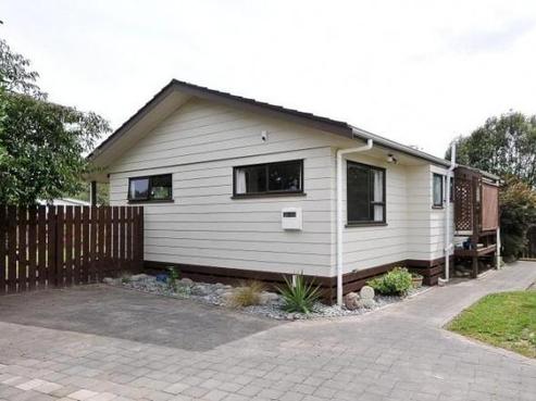 6 Garland Drive, Saint Andrews