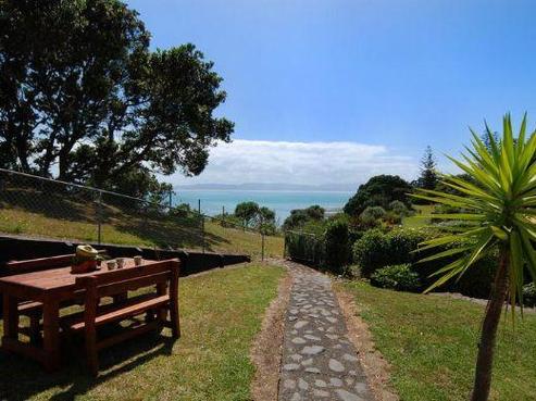 65 Howard Road, Orere Point