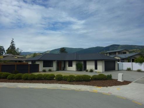 7 Lucy Murcott Place, Stoke