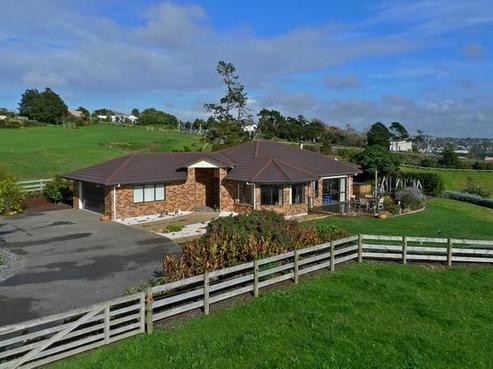 3 Grace James Road, Pukekohe