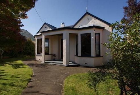 8 Delta Street, Belleknowes
