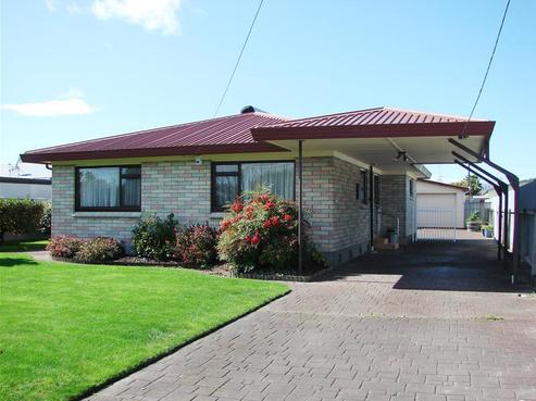48 Harold Holt Avenue, Onekawa