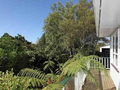 4 Cherry Blossom Grove, Maungaraki