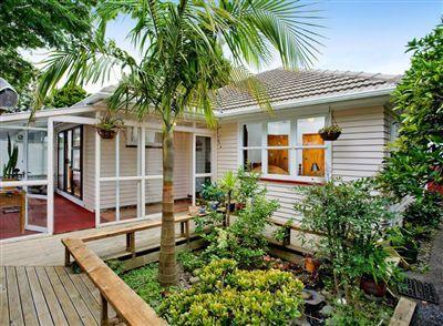 23 Ludlow Terrace, Totara Vale