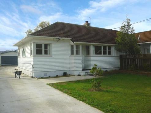 37 Thornycroft Avenue, Epuni