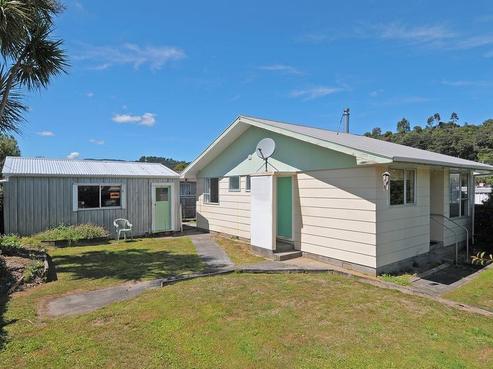 2/47 Gemstone Drive, Birchville