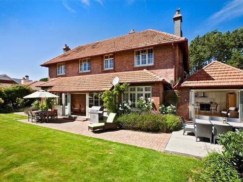 7 Ings Avenue, Saint Clair