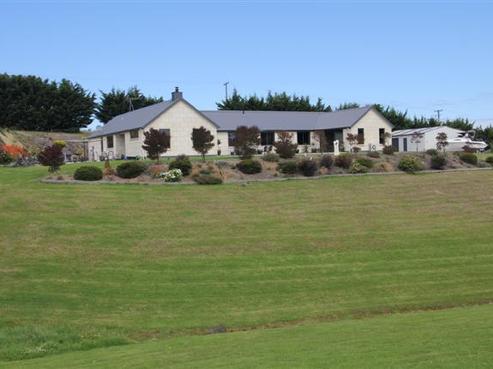 276 Brighton Road, Waldronville
