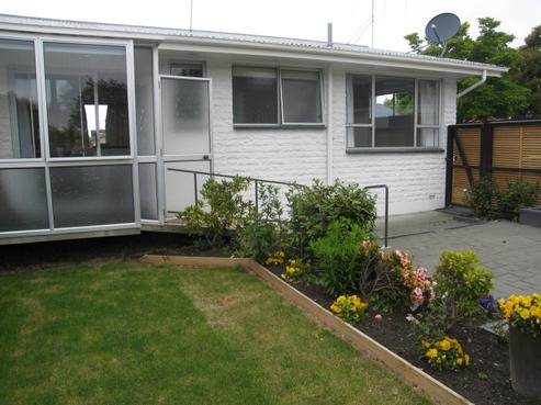 2/6 Lindus Street, Highfield
