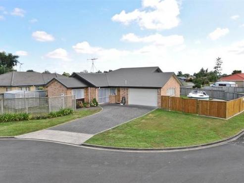 8 Newfield Drive, Fairview Downs