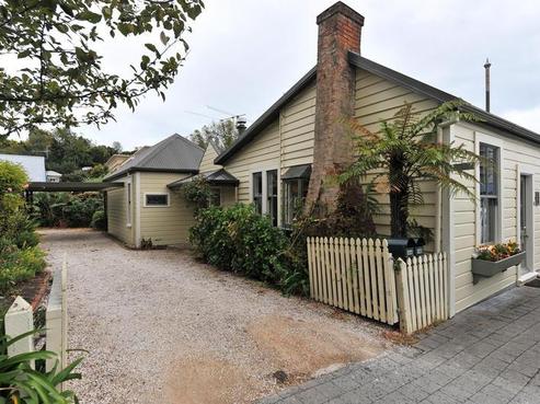 14 South Street, Nelson City