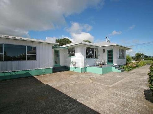 52 Cowling Road, Hurdon