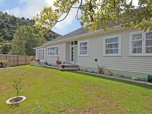 12 Pokaka Street, Birchville