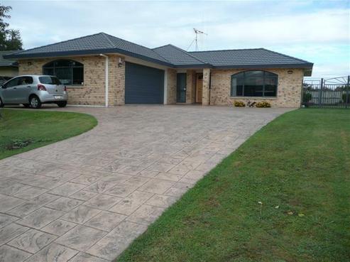 25 Cairns Crescent, Rototuna