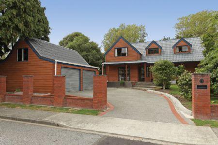 19 Norfolk Street, Belmont