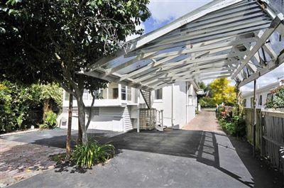 12 Arthur Street, Glenholme