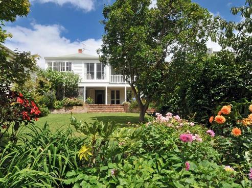 82 Calliope Road, Stanley Point