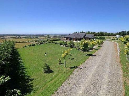 189 Elliotts Road, Cust