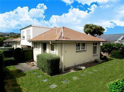 2/119 Conway Street, Somerfield
