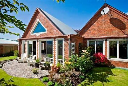 249 Highgate, Roslyn