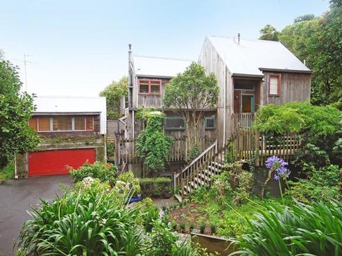 82 Howard Road, Point Howard