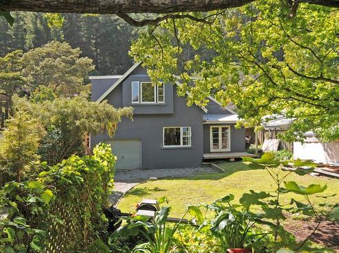 29 Elmslie Road, Pinehaven