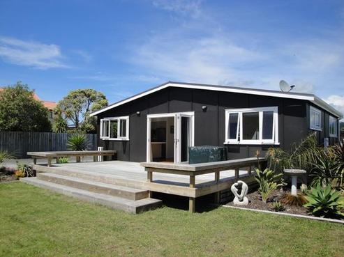 611A Harbour View Road, Whangamata