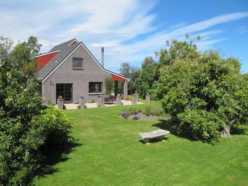 55 Spottiswoode Street, Tainui