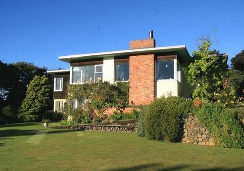 255 Upper Junction Road, Sawyers Bay
