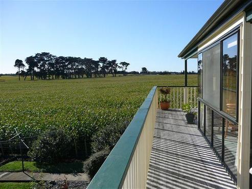 49 Clarks Beach Road, Clarks Beach