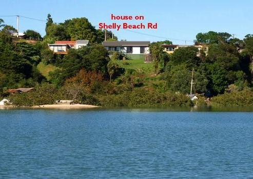 27 Shelly Beach Road, Surfdale