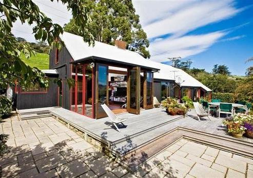 14 Barling Street, Macandrew Bay