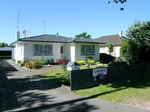 292 Clarkin Road, Fairfield