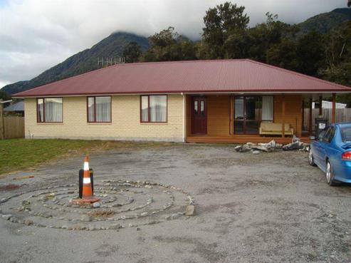35 Pekanga Drive, Fox Glacier