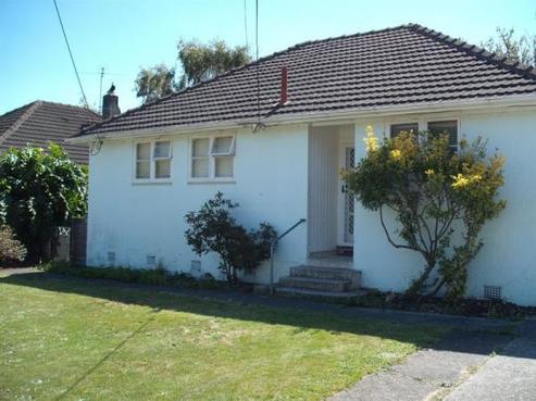 31 Strand Crescent, Naenae