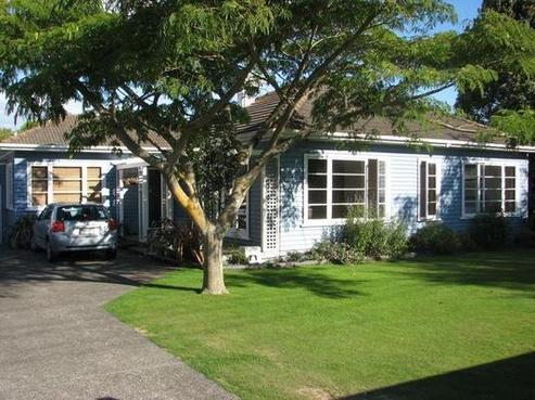 15 Ngapuhi Street, Saint Johns Hill