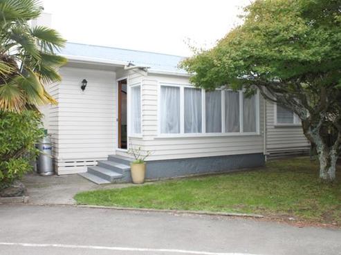 14 Palm Avenue, Stoke