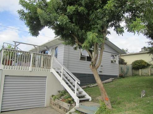10 Ozone Road, Stanmore Bay