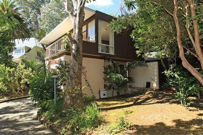 25 Moana Road, Days Bay