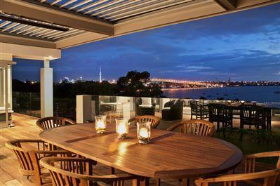 18 Clarence Road, Northcote Point