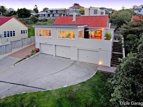 1/102 Rukutai Street, Orakei