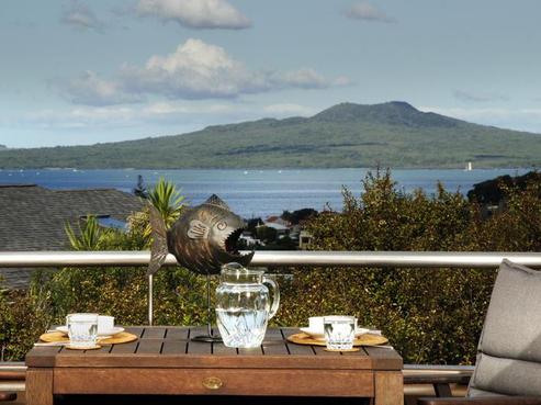 101A East Coast Road, Castor Bay